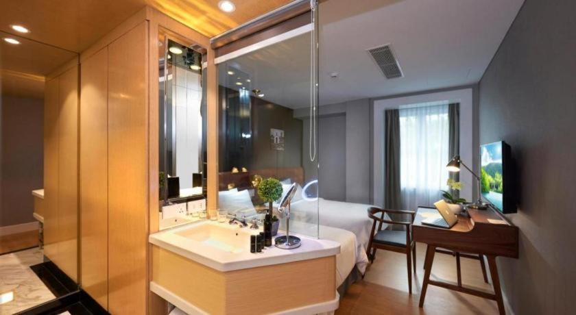 Kingwood Boutique Hotel Miri Ngoại thất bức ảnh