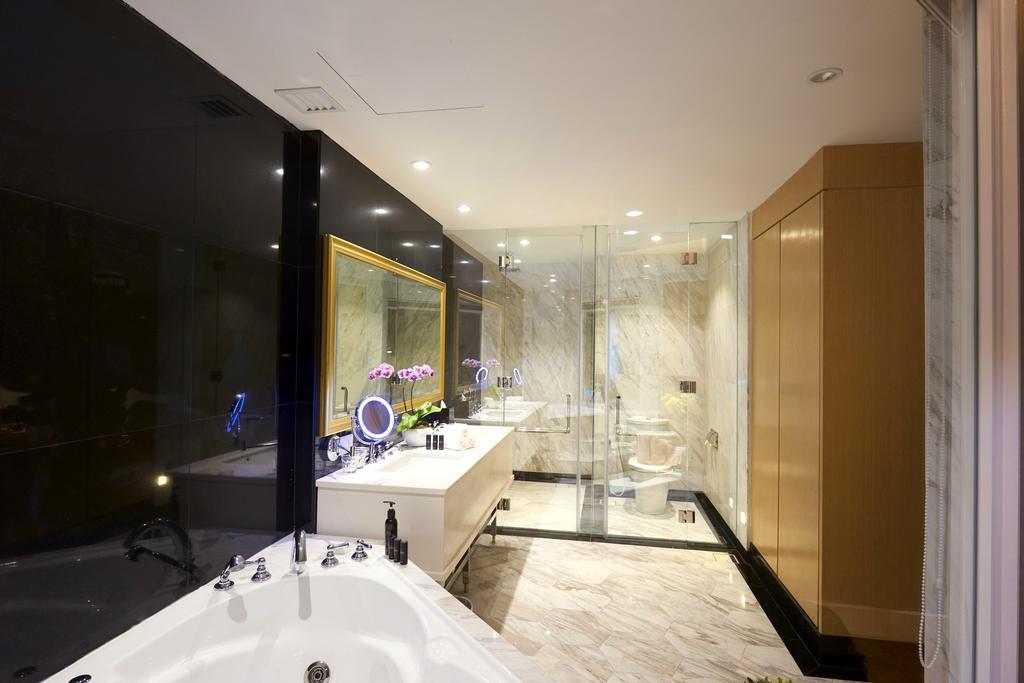 Kingwood Boutique Hotel Miri Ngoại thất bức ảnh