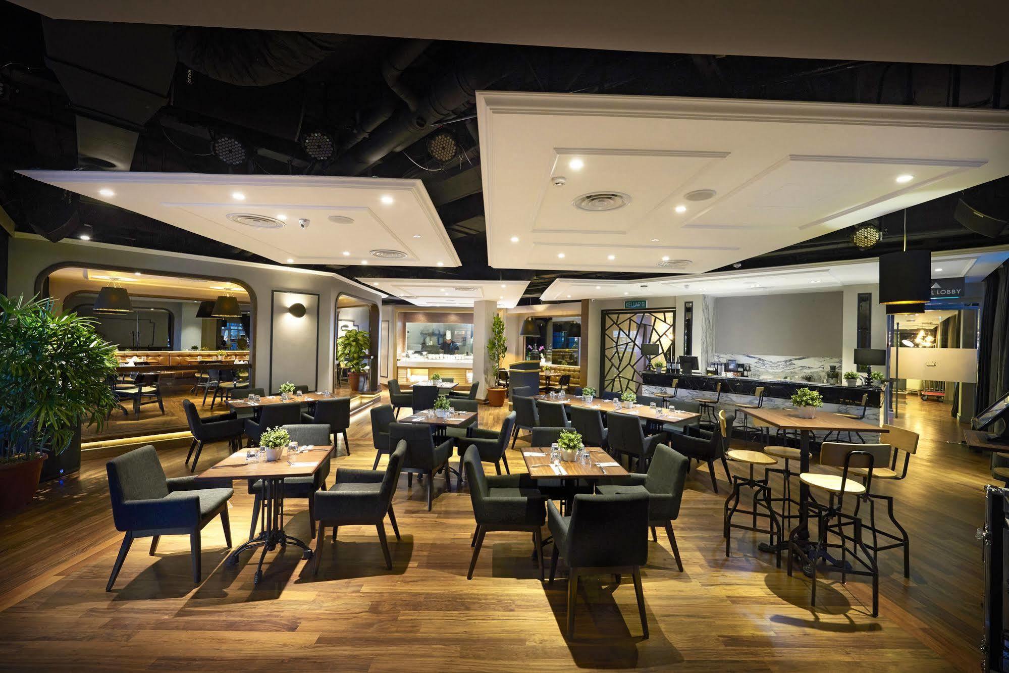 Kingwood Boutique Hotel Miri Ngoại thất bức ảnh